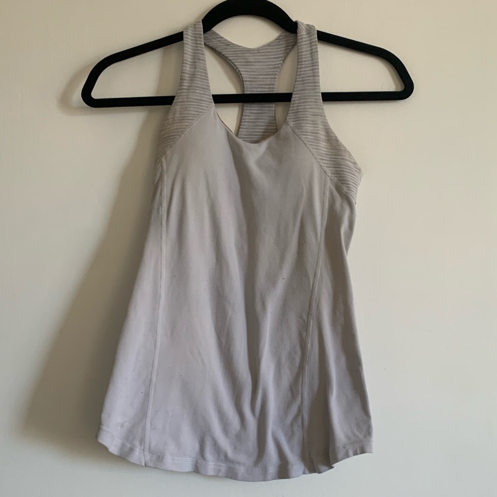 Lululemon Athletica Grey /White Striped Built in Bra Racerback Tank Top size 4